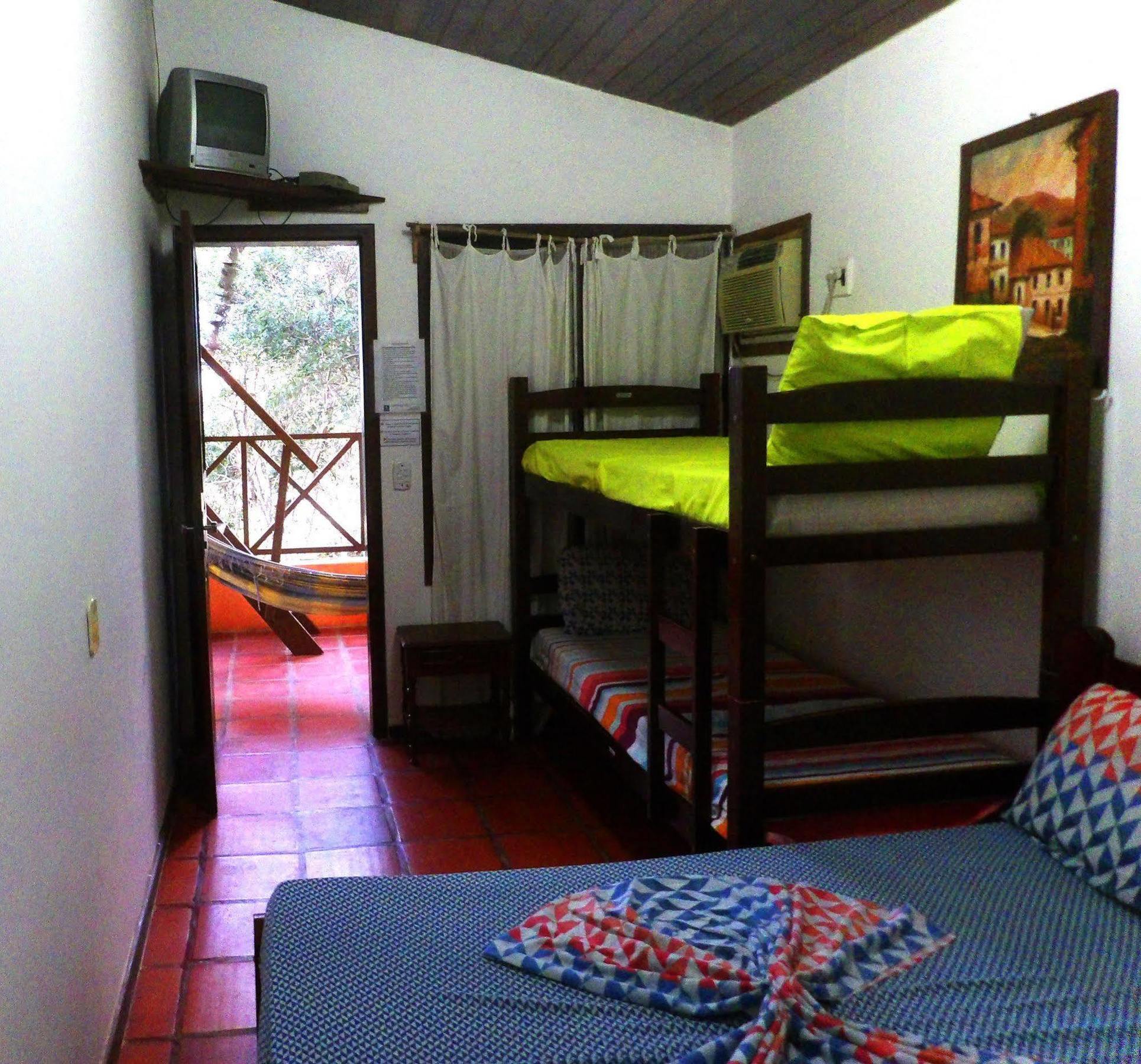 Media Veronica Hostel Suites Pipa Ares Luaran gambar