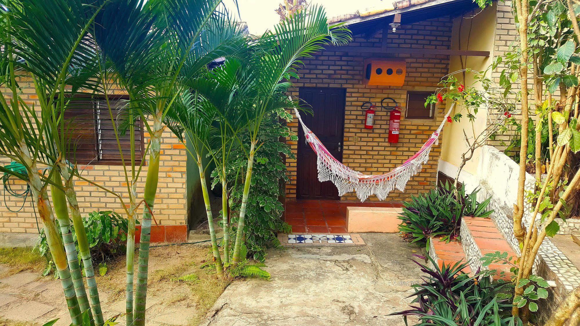 Media Veronica Hostel Suites Pipa Ares Luaran gambar
