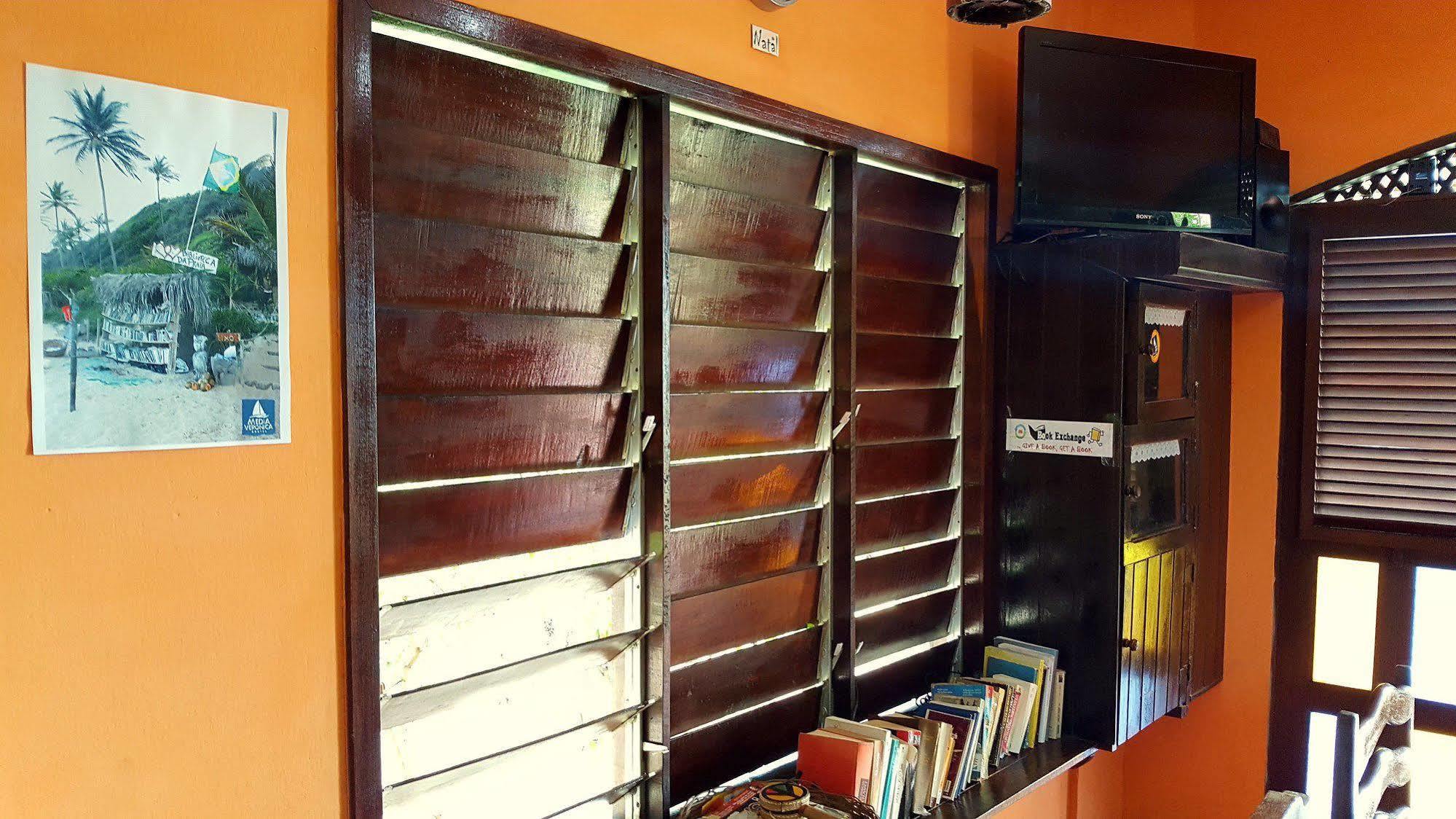 Media Veronica Hostel Suites Pipa Ares Luaran gambar